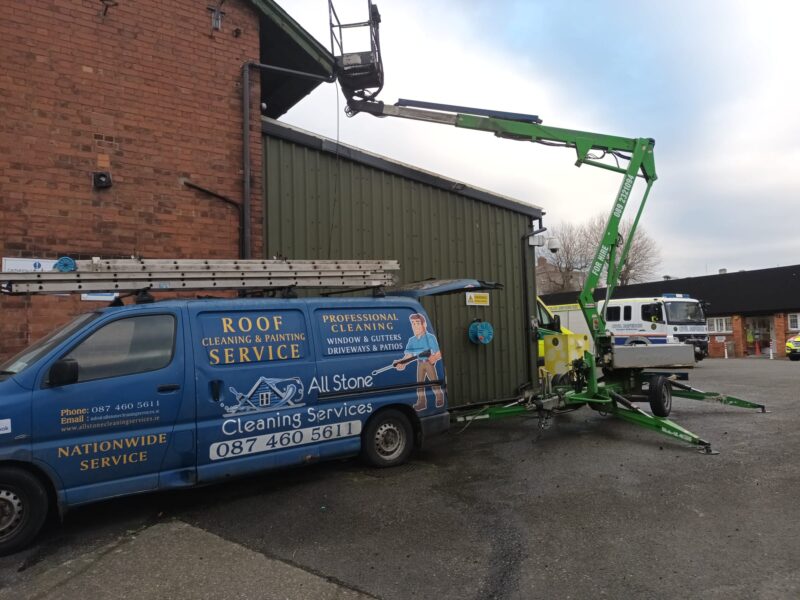 Roof Cleaning